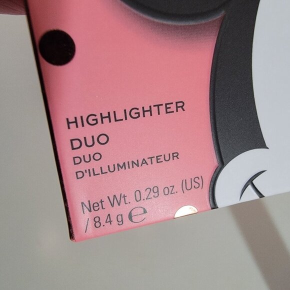 DISNEY MINNIE MOUSE Highlighter Duo Revolution Makeup London Beauty Blush NEW - Picture 10 of 12